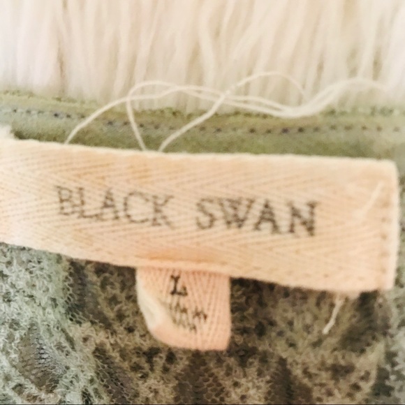 Green Tank - Picture 2 of 2